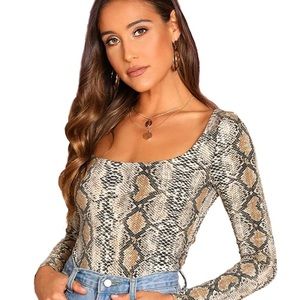 🌼Square neck top🌼